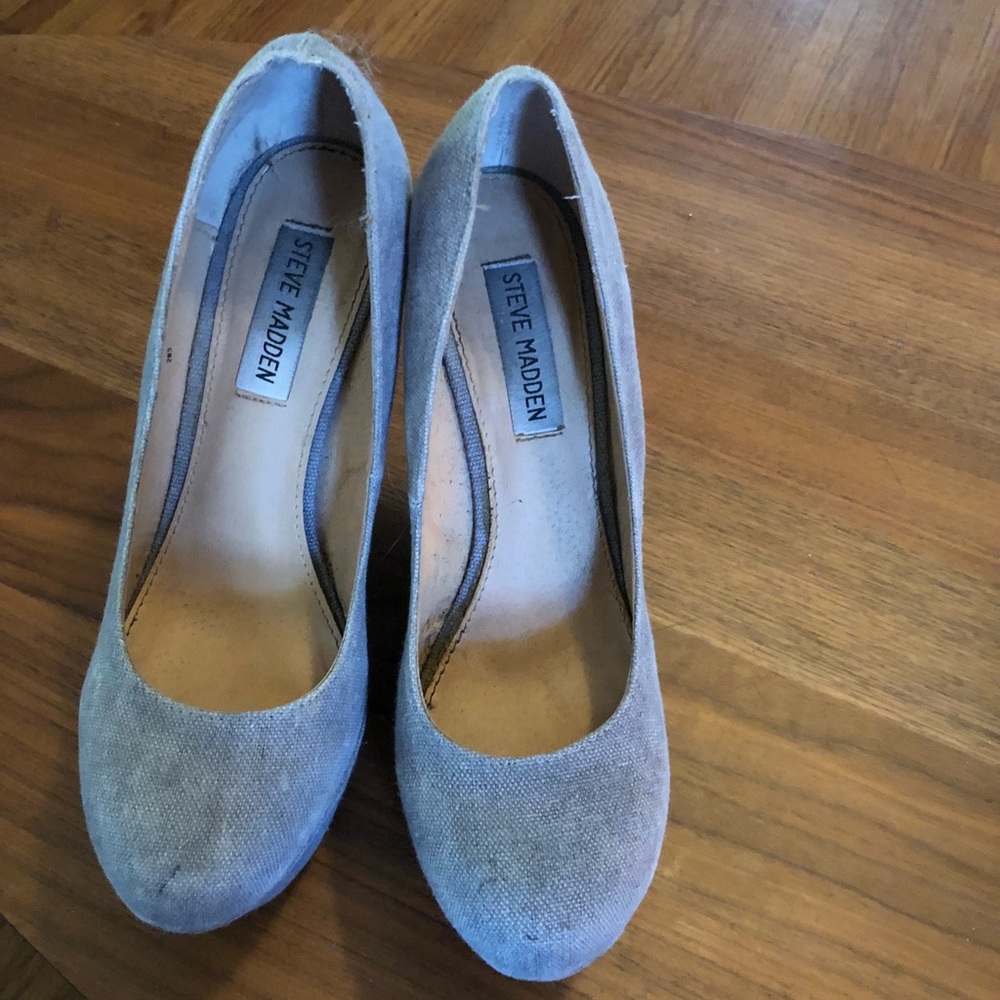 Steve Madden wedge.